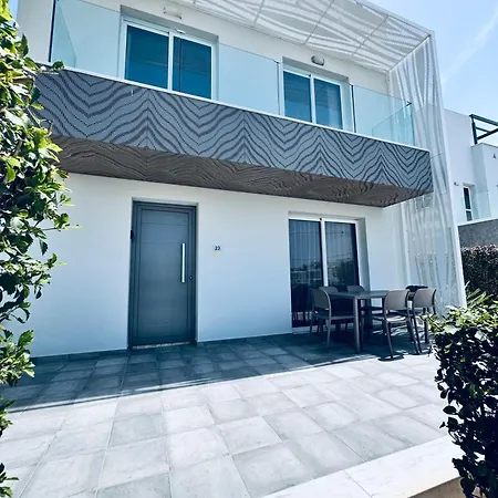 Nissini Wana Luxury 圣纳帕