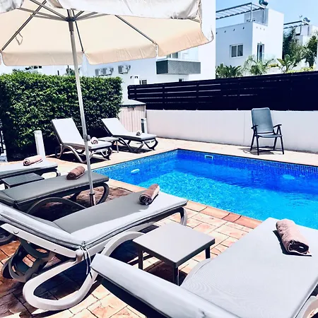 Nissini Wana Luxury Villa Ayia Napa