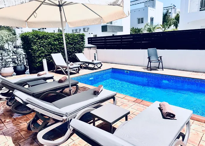 Nissini Wana Luxury Villa Ayia Napa