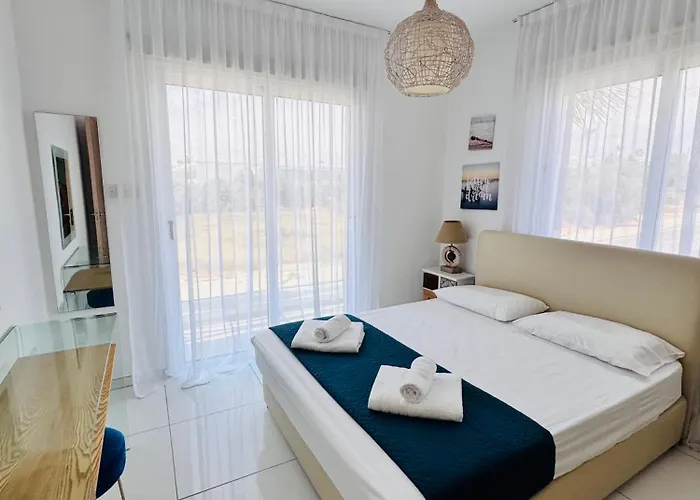 Nissini Wana Luxury Villa