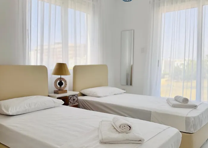 Nissini Wana Luxury Villa