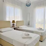 Nissini Wana Luxury Villa