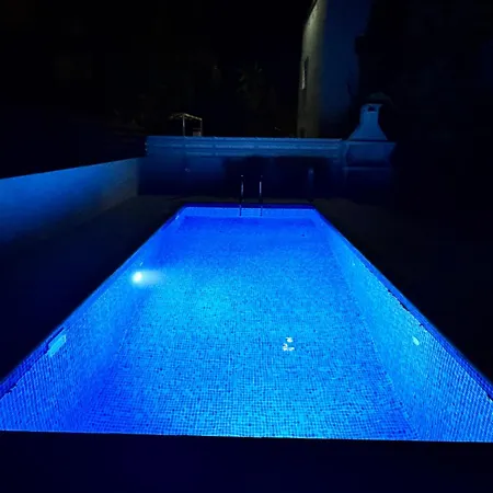 Nissini Wana Luxury Ajia Napa