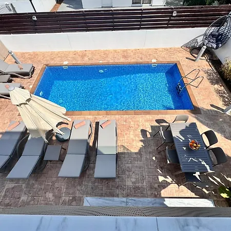 Nissini Wana Luxury Villa