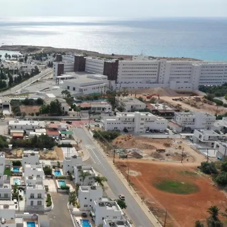 Willa Nissini Wana Luxury